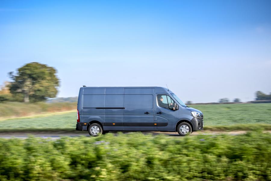  Renault Master L3H2 Van 2019 года  (UK) (фото 22 из 42)